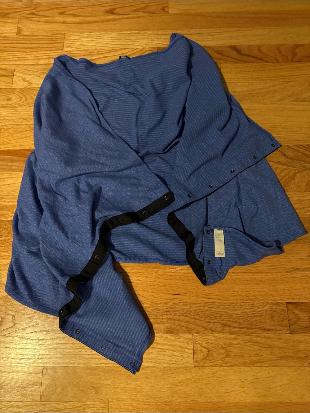 Lululemon Royal Blue Yoga Wrap with Snap closure and Reflective Loop for Hanging